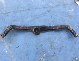 Балка подрадиаторная для VW Golf 3 Vento 91-97  запчасти бу