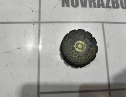 Крышка бачка тормозной жидкости для LADA VESTA 15-19  запчасти бу