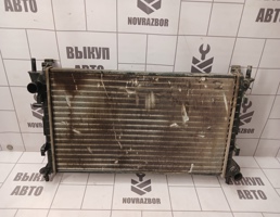 Радиатор основной для Ford Focus 1 1998-2004  запчасти бу