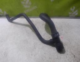 Патрубок радиатора для Audi A4 B5 94-00  запчасти бу