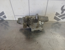 Кронштейн генератора для Volvo 440 1992-1994  запчасти бу