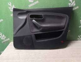 Обшивка двери передней правой для Seat Ibiza 4 2002-2008  запчасти бу