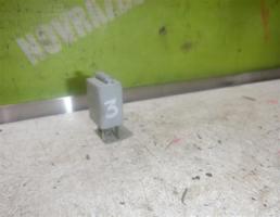 Реле для VW Caddy 3 2004-2015  запчасти бу