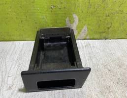 Пепельница передняя для Mitsubishi Space Wagon (N3,N4) 1991-2000  запчасти бу