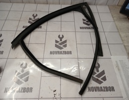 Уплотнитель стекла двери для Ford Focus 2 05-08  запчасти бу