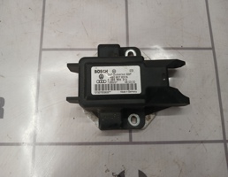 Датчик ускорения для VW Passat B5 96-00  запчасти бу